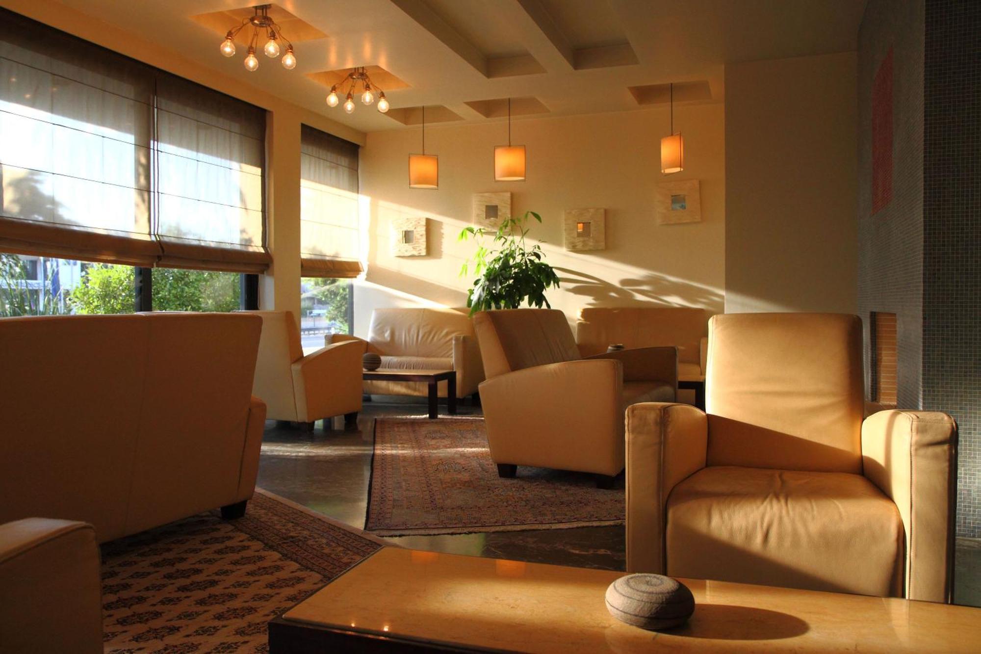 Ξενοδοχείο Pines (adults Only) 2*